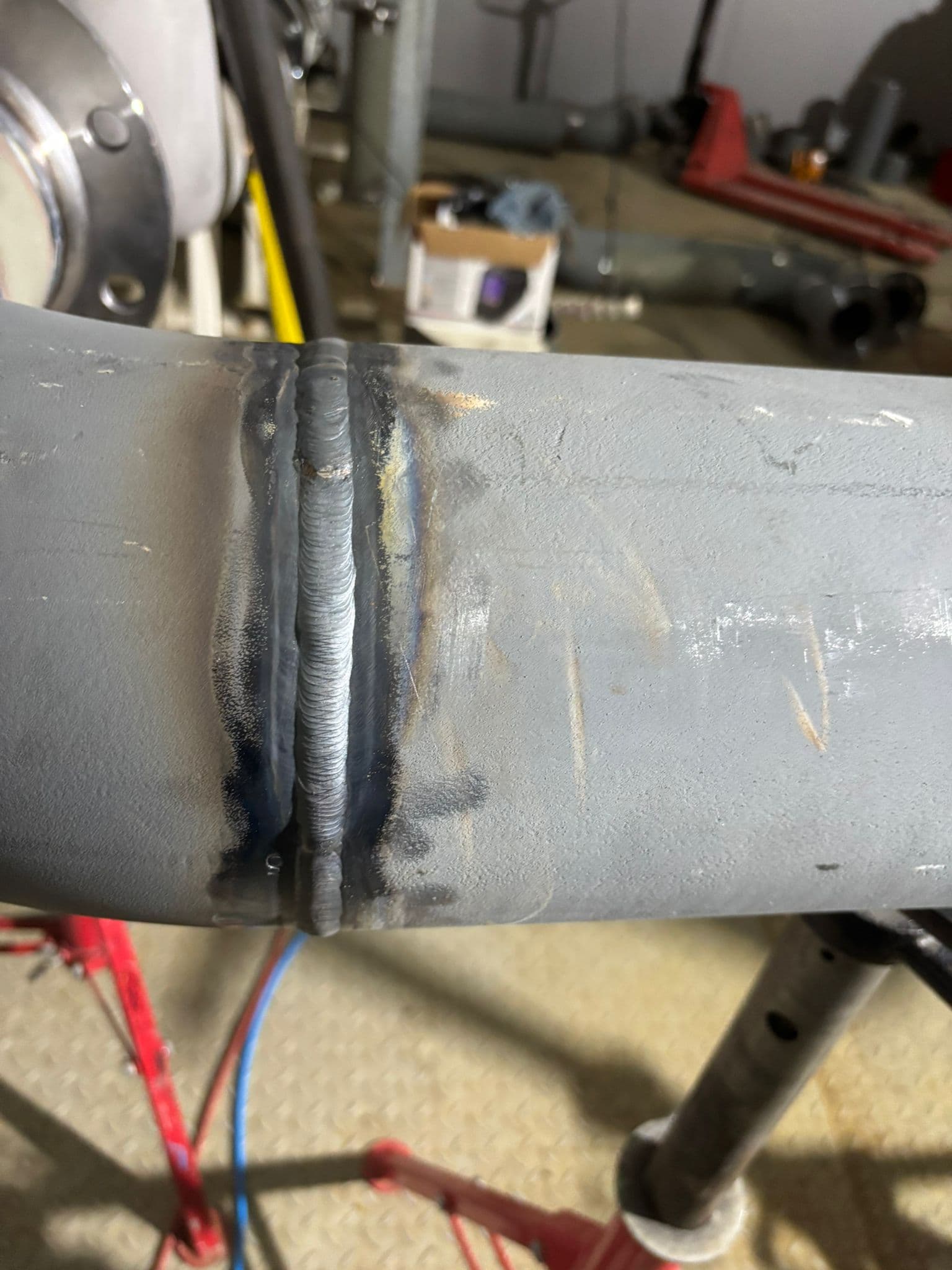 Detalle de soldadura TIG en acero inoxidable