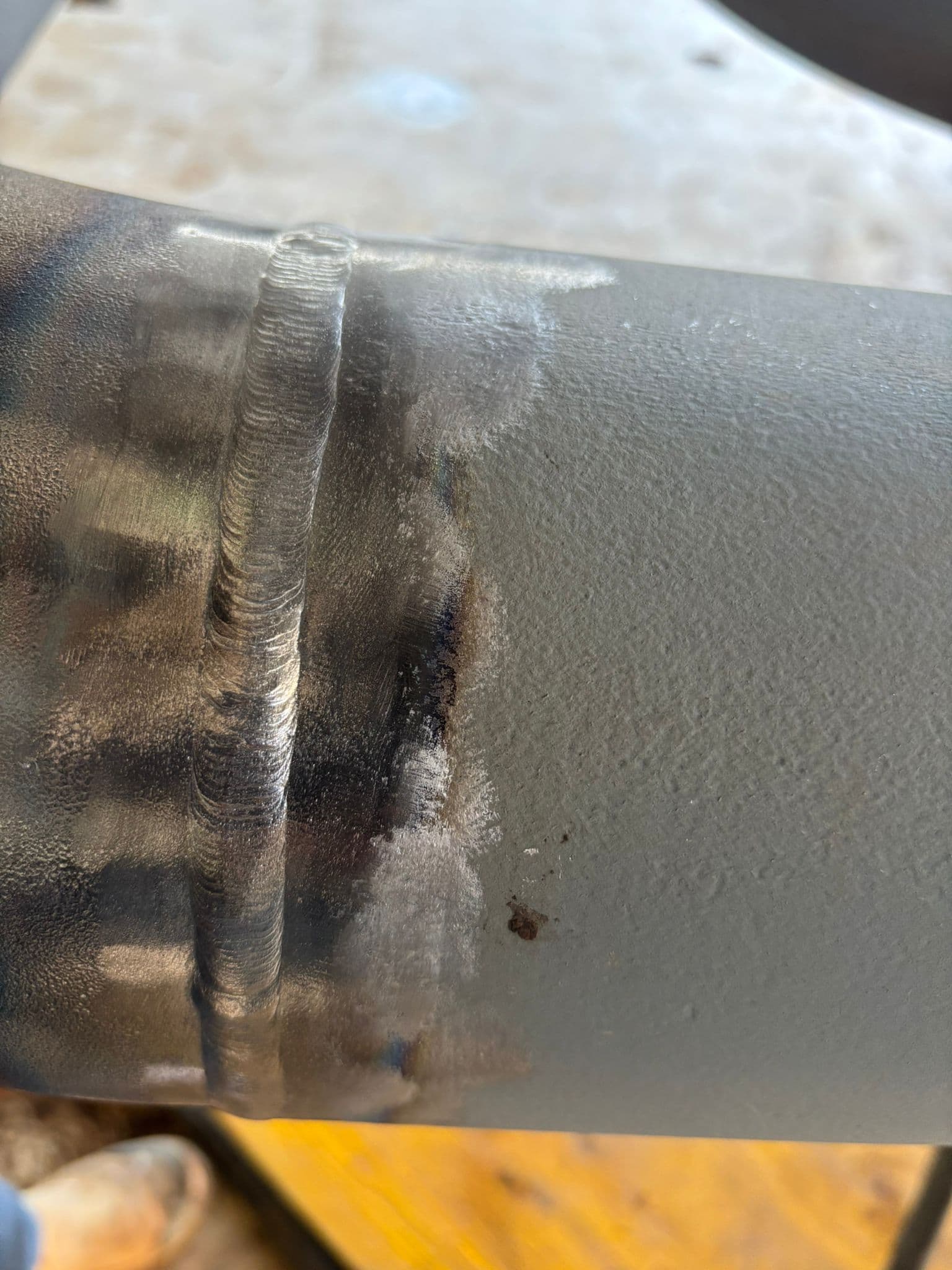 Detalle de soldadura TIG en acero inoxidable